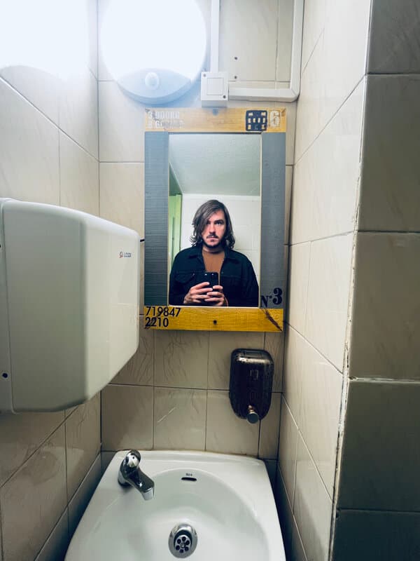 Autorretrato en el Bar "Las Picas" Autorretrato en el Bar "Las Picas"