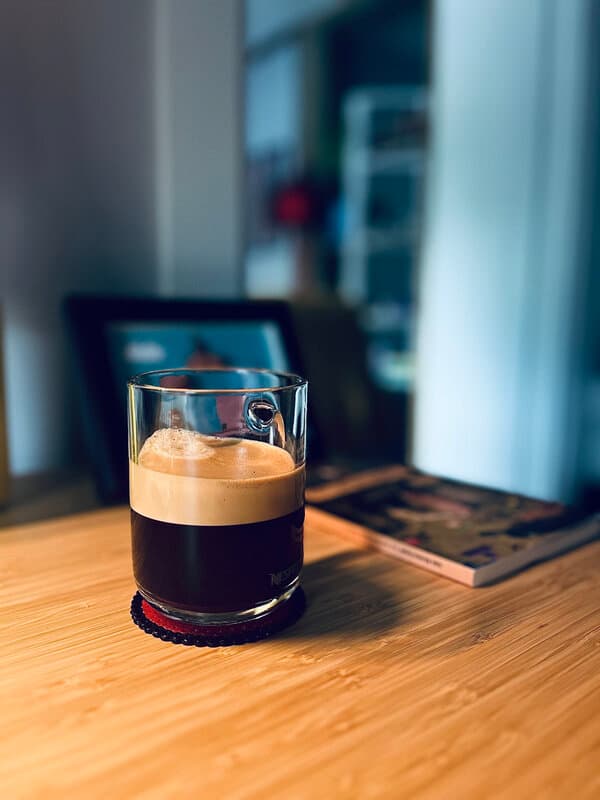Un café Un café