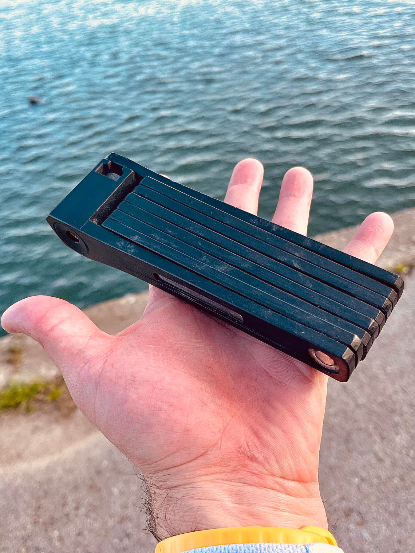 Un candado plegable Un candado plegable